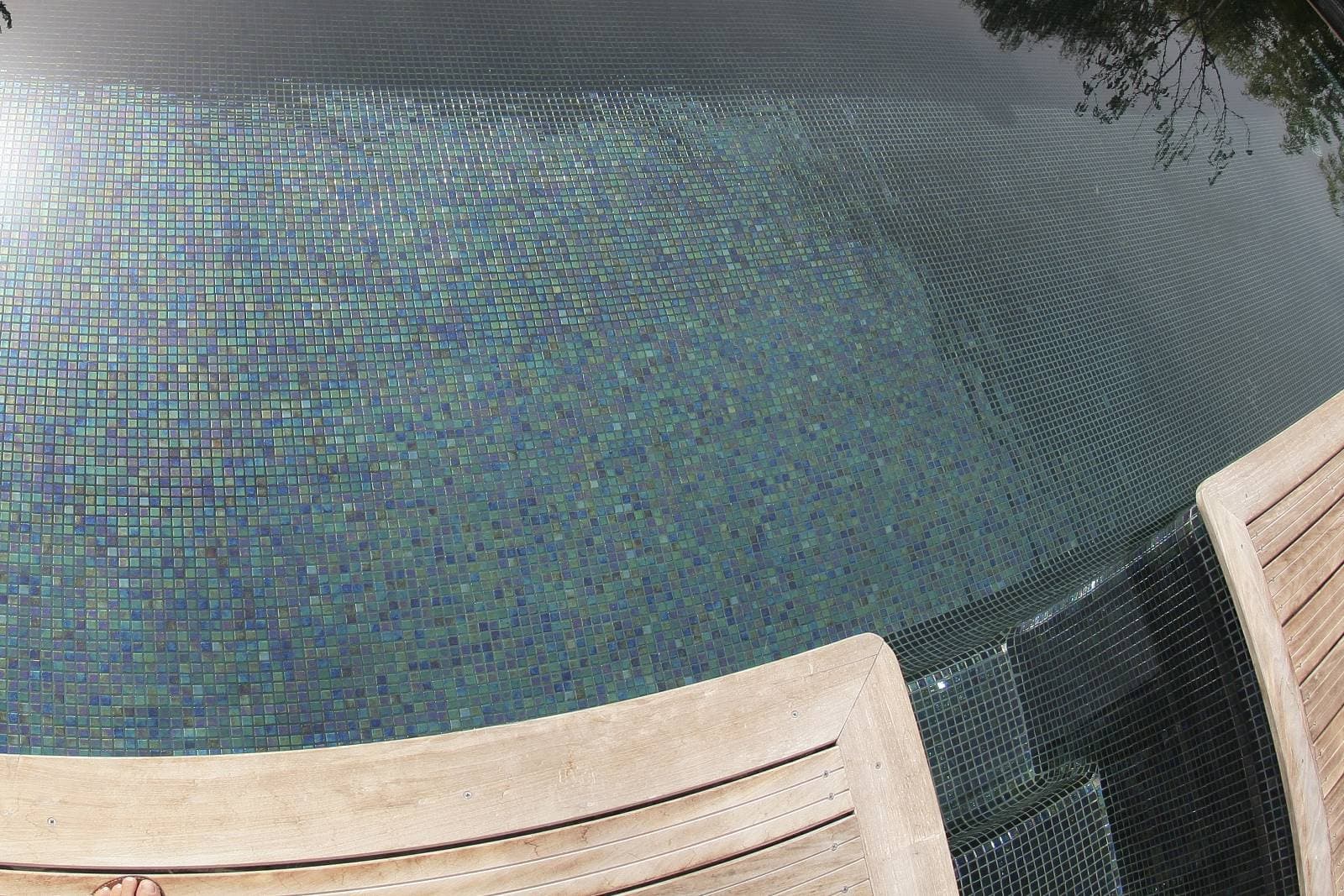 Mosaic Tile Iridescent Ebano - Ezarri