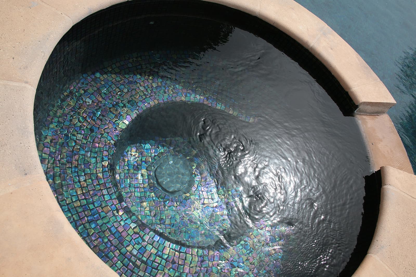 Mosaic Tile Iridescent Ebano - Ezarri